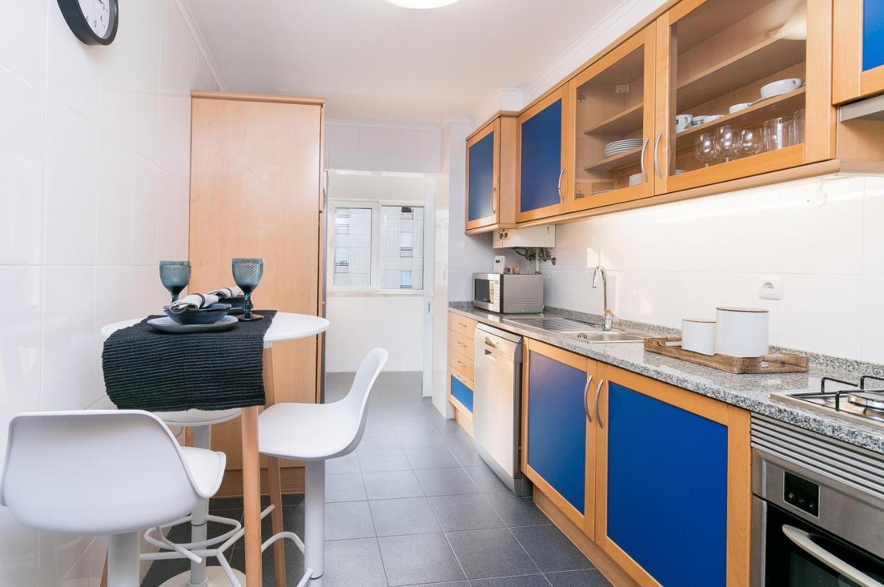 Appartement Premium Flat In Upscale Area, Balcony, Parking à Lisboa Extérieur photo